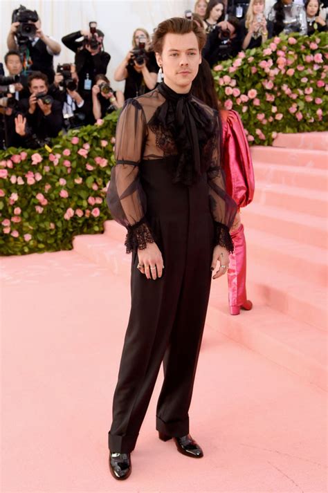 harry styles met gala 2019 gucci|harry styles gucci dress.